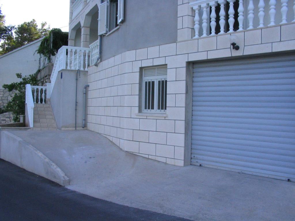 יאנוב Apartments Gugic מראה חיצוני תמונה