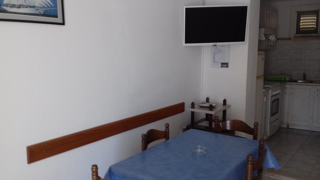 יאנוב Apartments Gugic מראה חיצוני תמונה